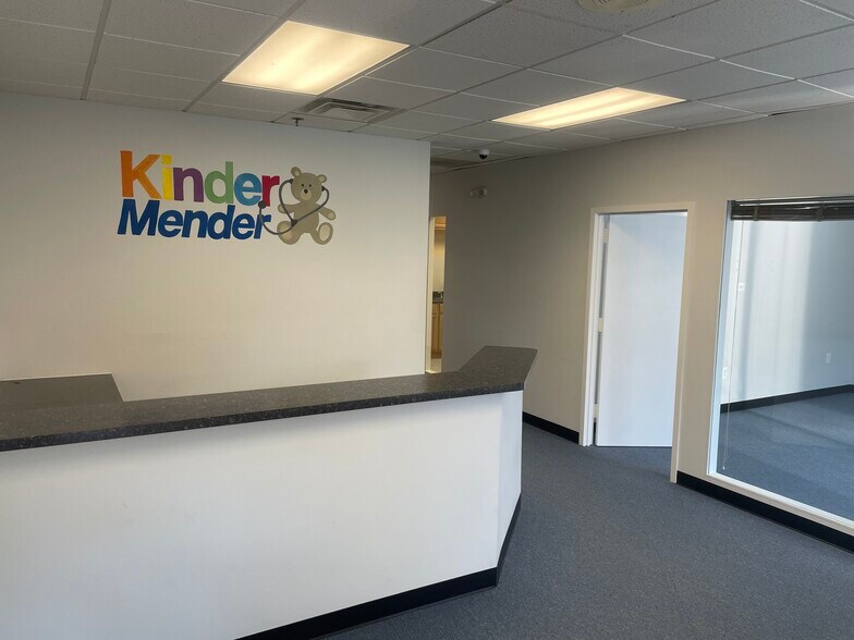 More Photos Of 8300 Guilford Rd, Columbia Unknown For Lease