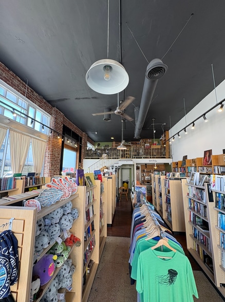 More Photos Of 403-411 W 6th St, San Pedro Storefront Retail Office For Lease