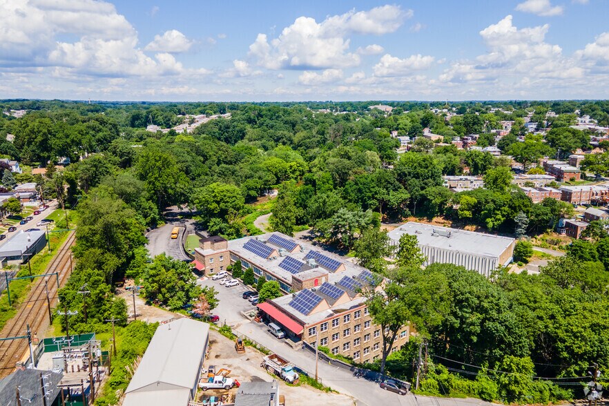 More Photos Of 4 Rockbourne Ave, Clifton Heights Office For Lease