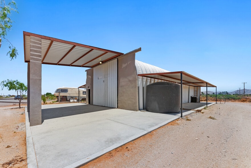 More Photos Of 5001 Gallegos, El Paso Warehouse For Sale