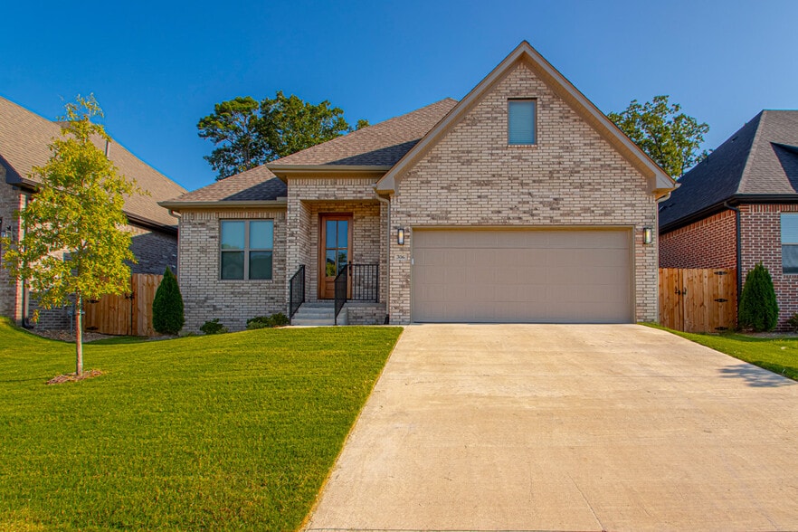 More Photos Of 206 Kanis Ridge Dr, Little Rock Multifamily For Sale