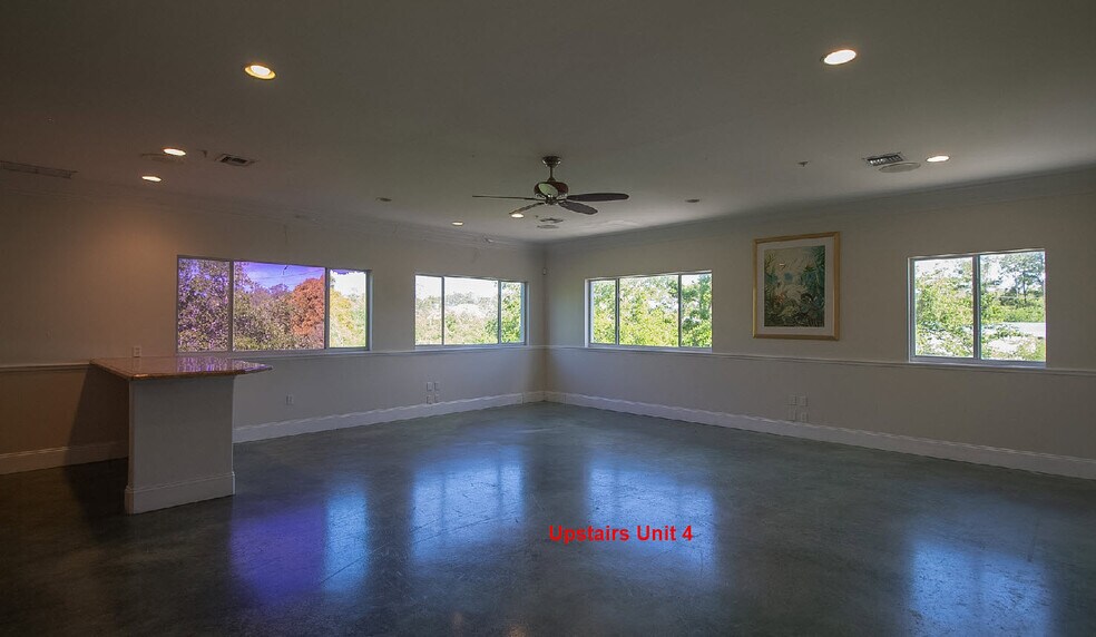More Photos Of 10951 Harmony Park Dr, Bonita Springs Warehouse For Lease