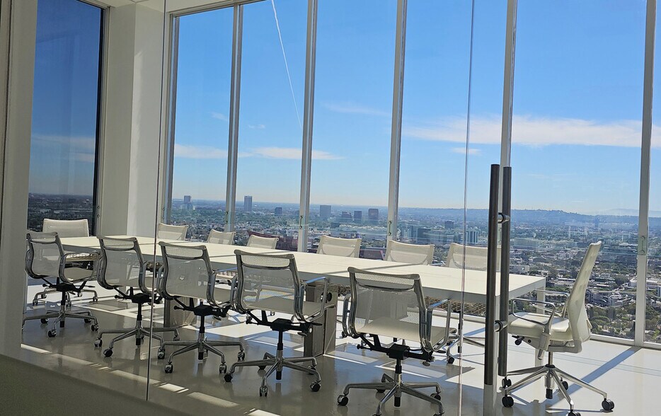 More Photos Of 9000 W Sunset Blvd, West Hollywood Office For Lease