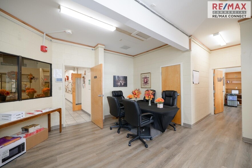 More Photos Of 1033 Big Bethel Rd, Hampton Religious Facility For Sale