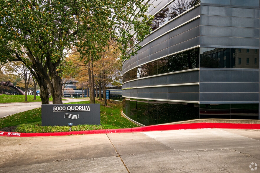 More Photos Of 5000 Quorum Dr, Dallas Office For Lease