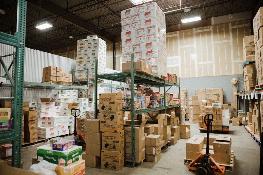 More Photos Of 7001 Anpesil Dr, North Bergen Warehouse For Lease