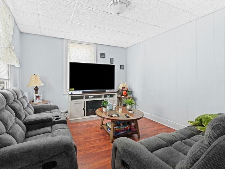 More Photos Of 1428 Park Ave, Cranston Storefront Retail Residential For Sale