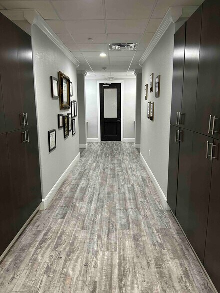 More Photos Of 7148 Trail Lake Dr, Fort Worth Medical For Sale