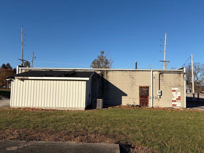 More Photos Of 604 S Washington St, Castalia Restaurant For Sale