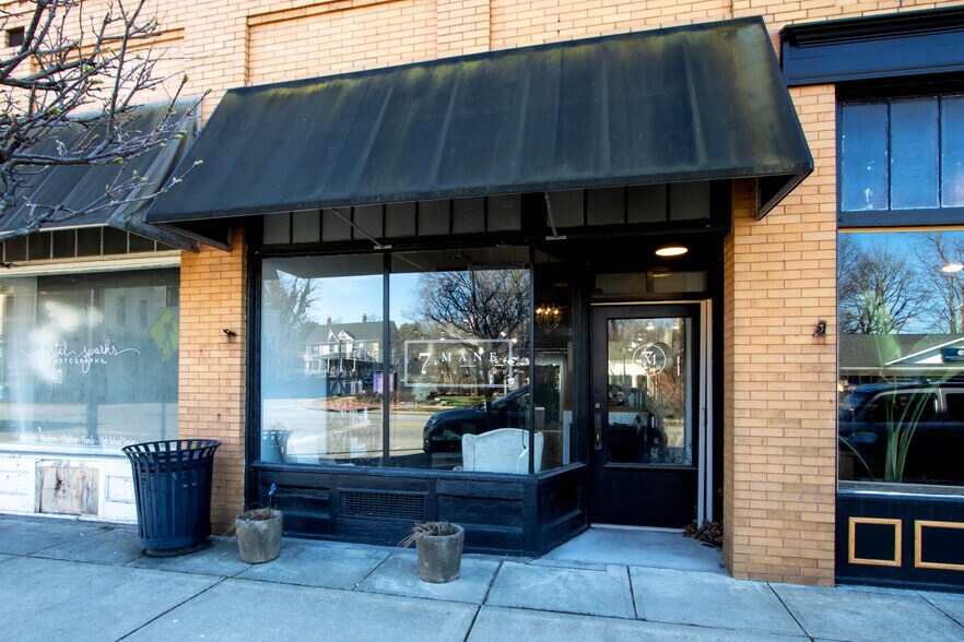 Primary Photo Of 7-9 W Main St, Seville Storefront For Sale