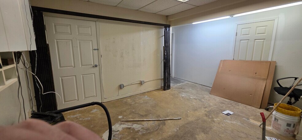 More Photos Of 1555 Yosemite Ave, San Francisco Warehouse For Lease
