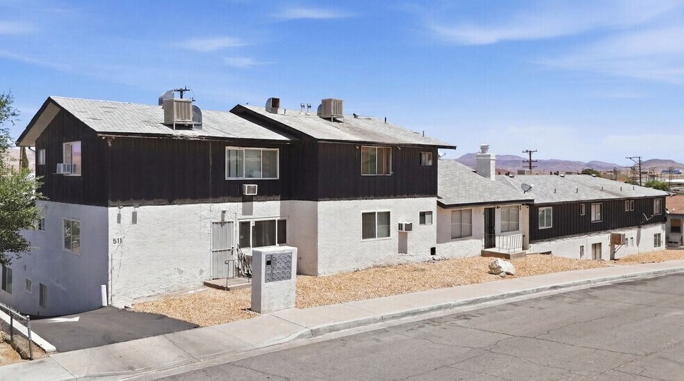 More Photos Of 511-517 E Fredricks St, Barstow Apartments For Sale