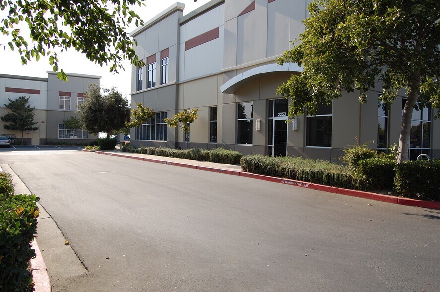 More Photos Of 2251-2263 Harbor Bay Pky, Alameda Research And Development For Sale