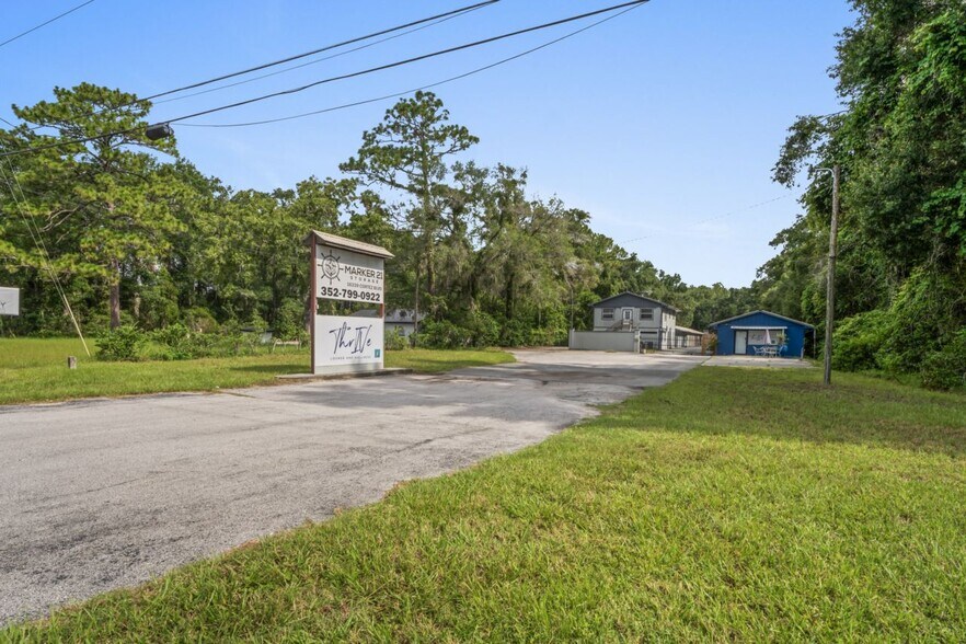 More Photos Of 16331 Cortez Blvd, Brooksville Self Storage For Sale