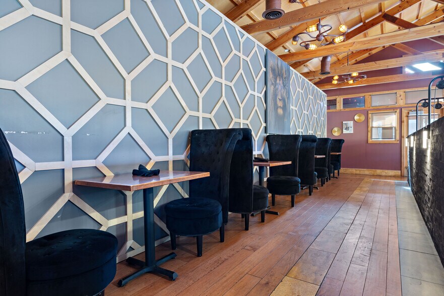 More Photos Of 14886 S Traverse Ridge Rd, Draper Restaurant For Sale