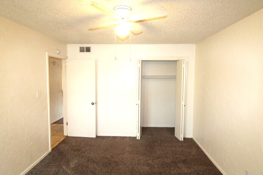 More Photos Of 1311 Glen Oaks Ct, Norman Apartments For Sale