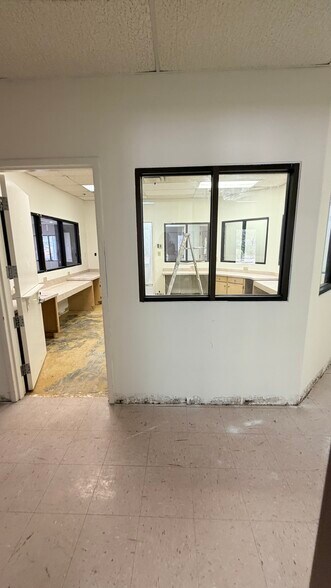 More Photos Of 3005 Lenora Church Rd, Snellville Office For Lease