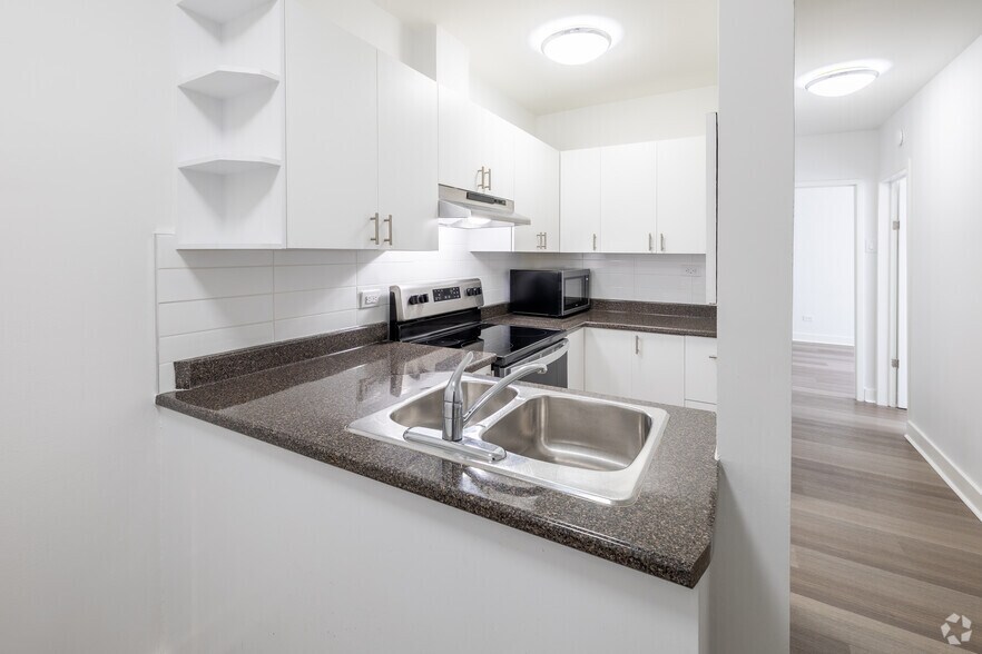 More Photos Of 1150-1160 Rue Sherbrooke E, Montréal Apartments For Lease