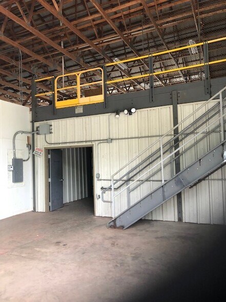 More Photos Of 2 Clerico Ln, Hillsborough Unknown For Lease