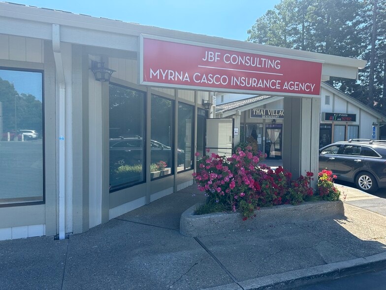 More Photos Of 670 Gregory Ln, Pleasant Hill Storefront For Lease