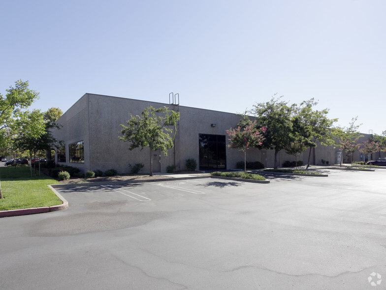 Primary Photo Of 1346 Blue Oaks Blvd, Roseville Office For Lease