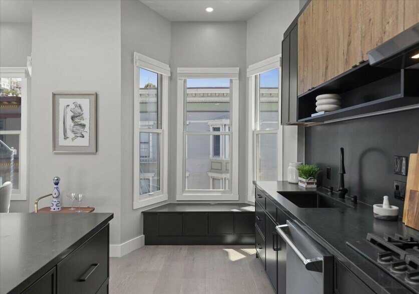 More Photos Of 1431 Grant Ave, San Francisco Multifamily For Sale