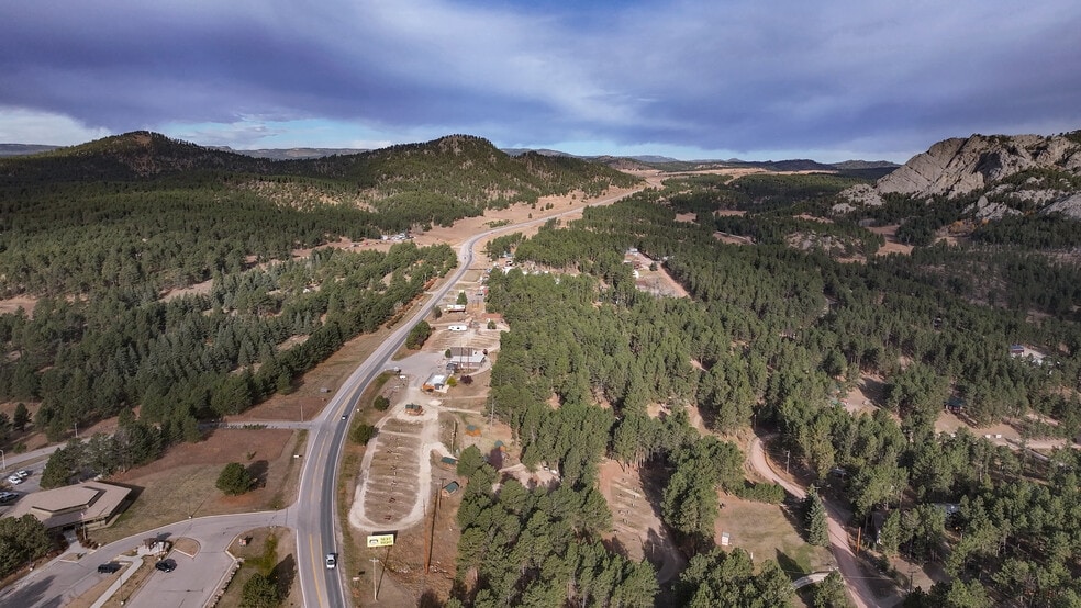 More Photos Of 1116 N 5th St, Custer Trailer Camper Park For Sale