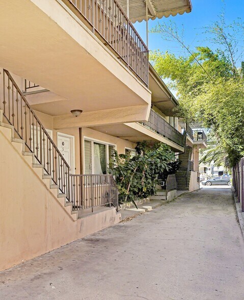 More Photos Of 1352 N Las Palmas Ave, Los Angeles Apartments For Sale