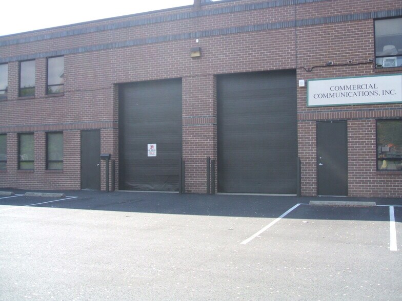 More Photos Of 6314 Gravel Ave, Alexandria Warehouse For Lease