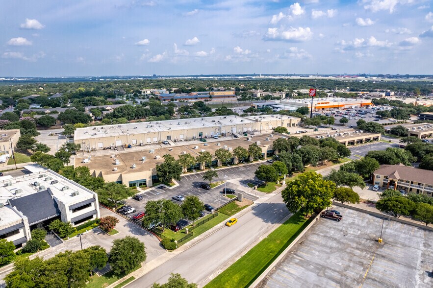 More Photos Of 1077 Central Pky S, San Antonio Unknown For Lease