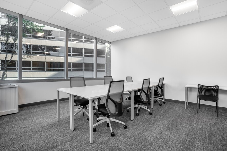 More Photos Of 611 Gateway Blvd, South San Francisco Coworking Space