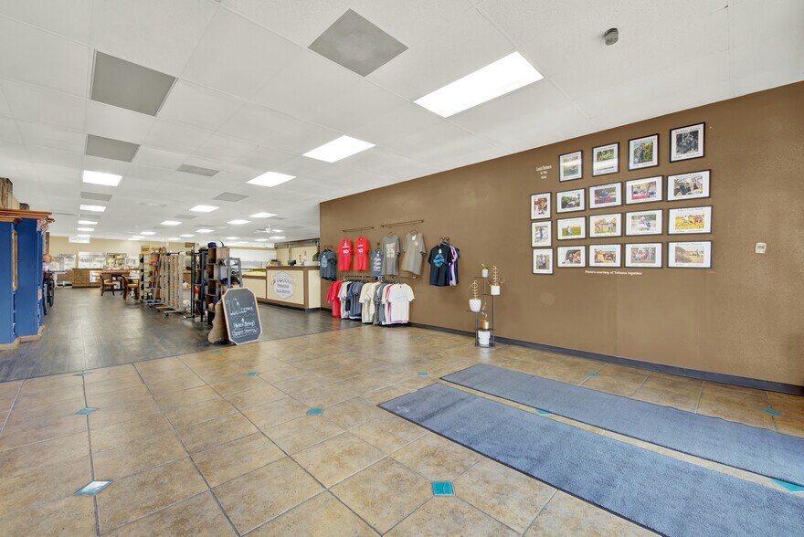 More Photos Of 830 Main St, Red Bluff Freestanding For Sale