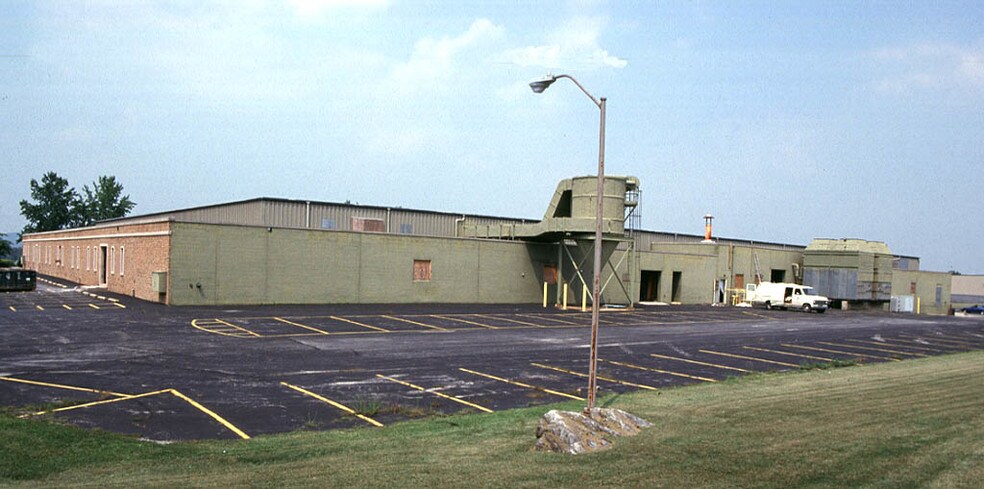 More Photos Of 350 Kindig Ln, Hanover Manufacturing For Lease