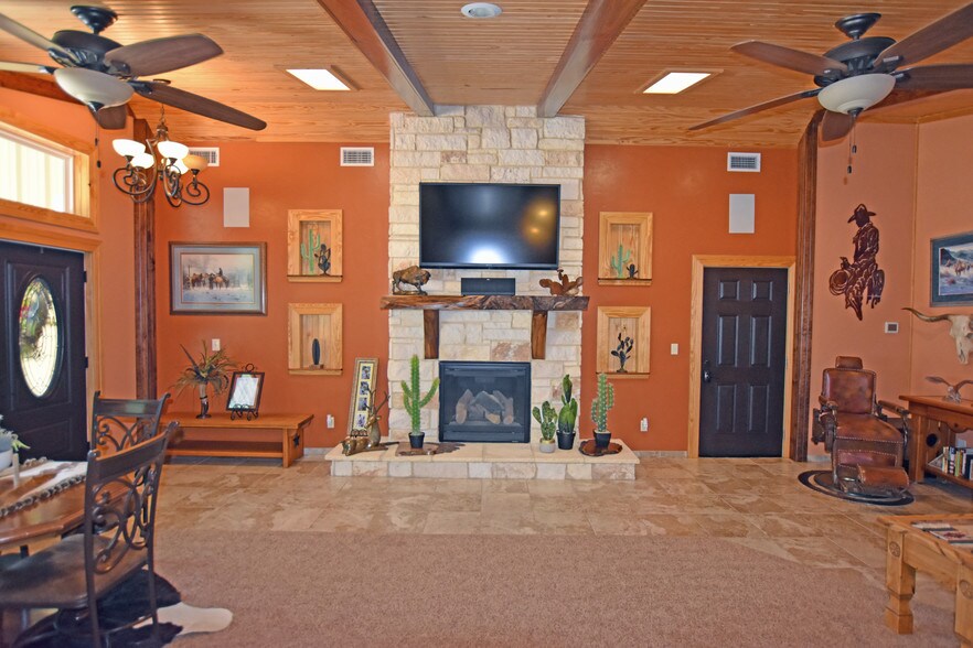 More Photos Of 9500 W 42nd St, Odessa Self Storage For Sale