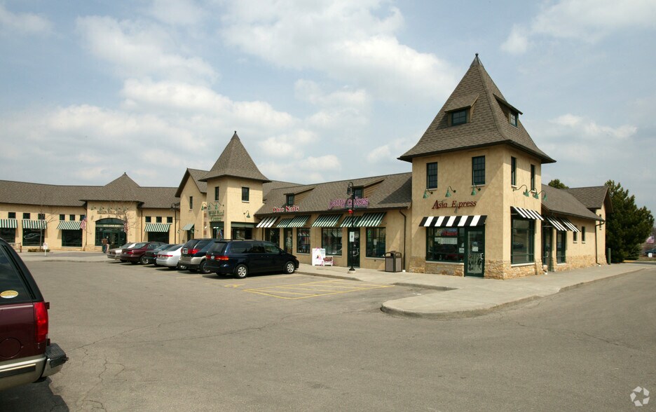 More Photos Of 725 N High Point Rd, Madison General Retail For Lease