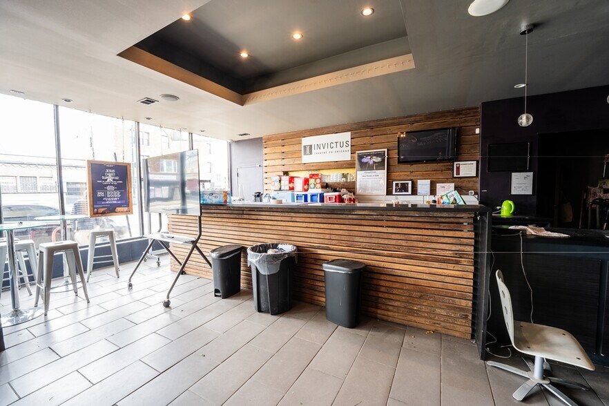 More Photos Of 3014 W Irving Park Rd, Chicago Storefront Retail Residential For Sale