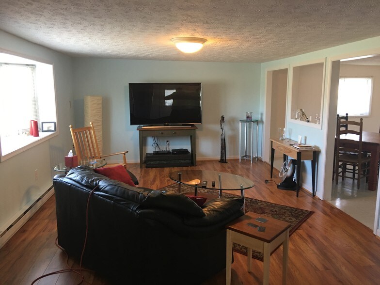 More Photos Of 1815 Millwood Pike, Winchester Restaurant For Sale