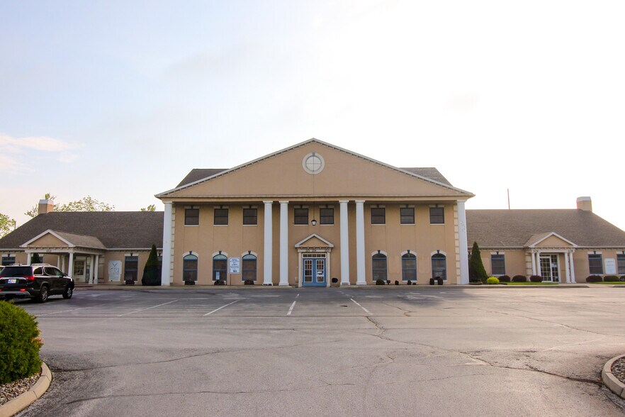 More Photos Of 2859 Northpark Ave, Huntington Medical For Lease