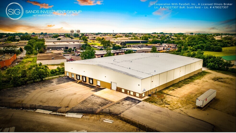 More Photos Of 7921 N Hale Ave, Peoria Warehouse For Sale
