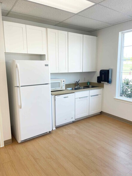 More Photos Of 101 Fannin Ave, Round Rock Daycare Center For Lease
