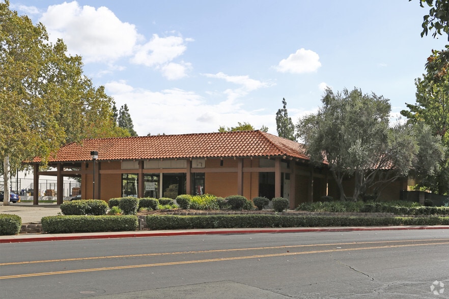 More Photos Of 5100 Clayton Rd, Concord Unknown For Lease