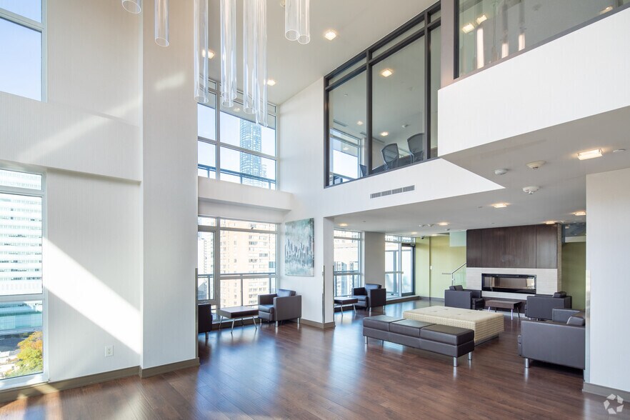 More Photos Of 570 Bay St, Toronto Apartments For Lease