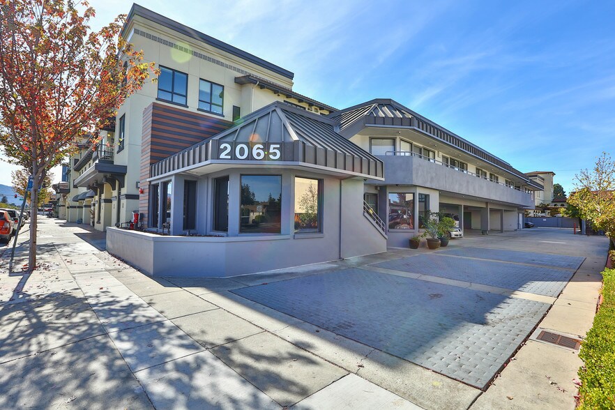 More Photos Of 2065 S Winchester Blvd, Campbell Office For Lease