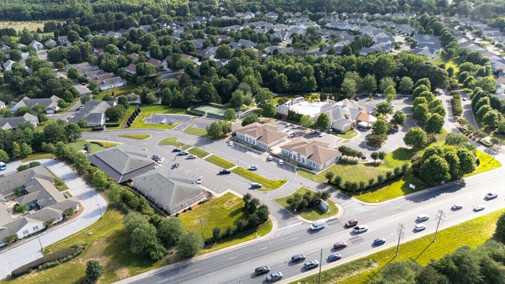 More Photos Of 1520 Onyx Rdg, Fort Mill Medical For Lease