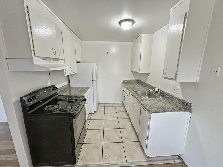 More Photos Of 1124 E 20th St, Oakland Apartments For Sale