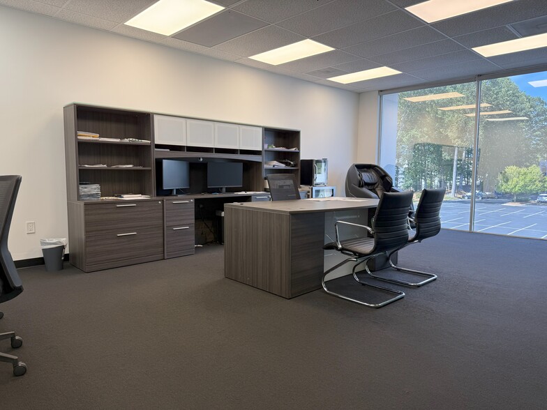More Photos Of 2951 Flowers Rd S, Atlanta Office For Lease