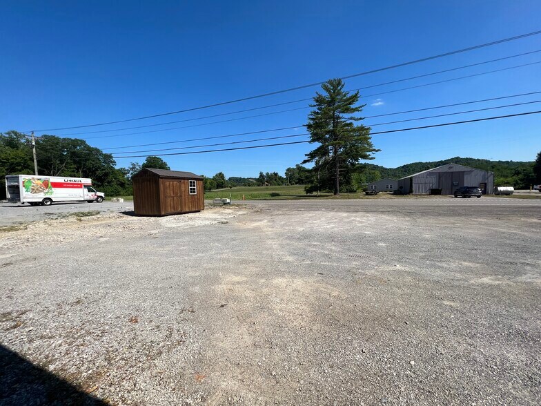 More Photos Of 3586 US HWY 42, Warsaw Office For Sale