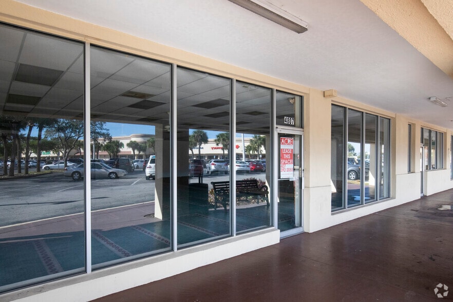 More Photos Of 4600 Gulf Blvd, Saint Petersburg Unknown For Lease