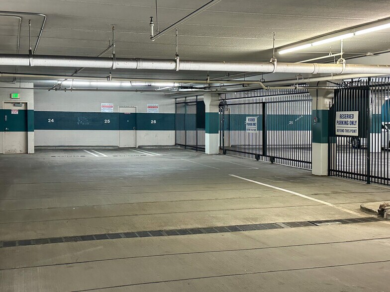 More Photos Of 333 W Broadway, Long Beach Office For Lease