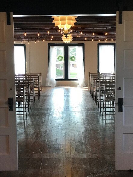 More Photos Of 103 N Main St, Quitman Restaurant For Sale
